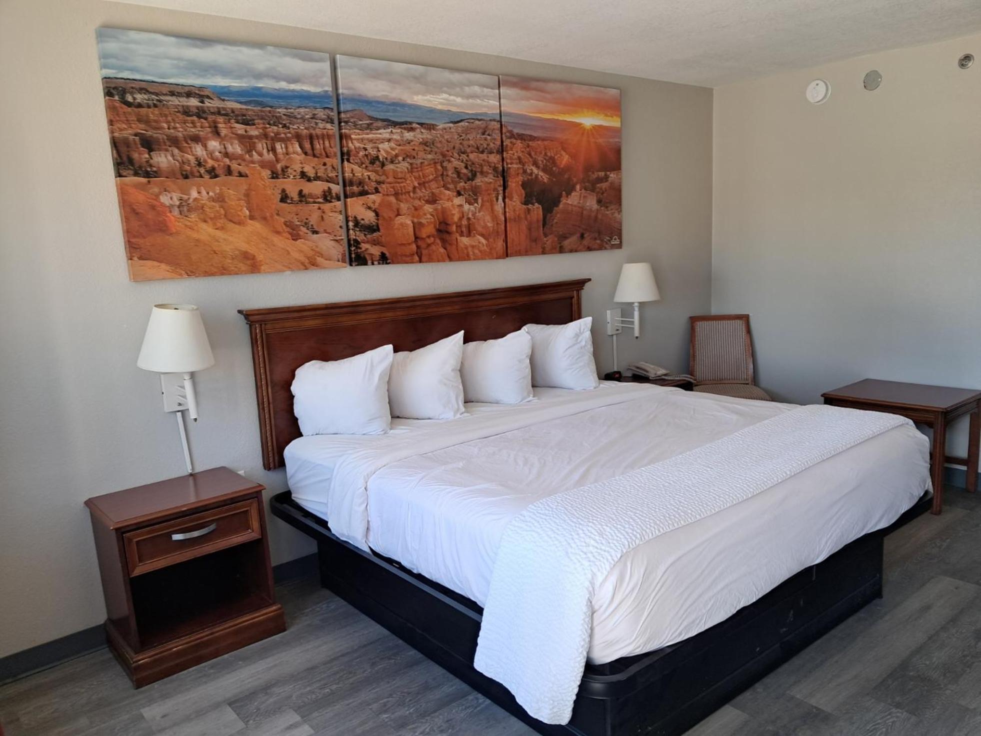 Days Inn By Wyndham Safford, Az ภายนอก รูปภาพ